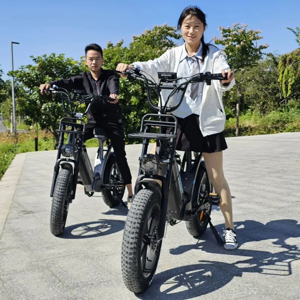 Ouxi Q8 2.0 E-bike nu inclusief gratis voorrekje - voetsteuntjes - bekerhouder en alarm!