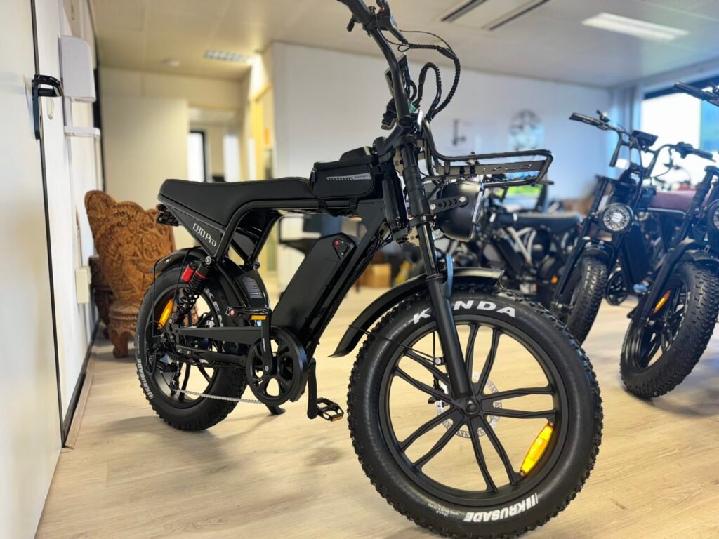 OUXI C80 PRO 2025 Edition E-bike, fatbike inclusief gratis alarm , Voorrekje, voetsteuntjes, tas en pomp