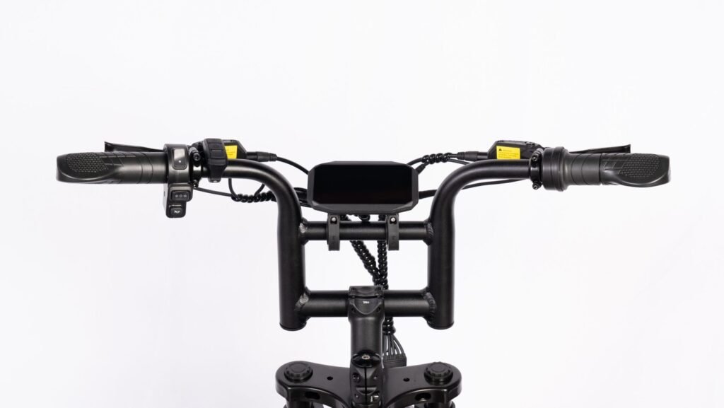 V20 Pro mini Fatbike nu Inclusief Gratis Voetsteuntjes, Tas En Pomp